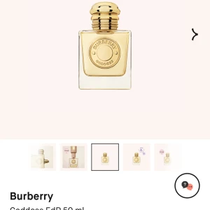 Burberry Goddess  - Lyxig parfym från Burberry. Doften heter Goddess och flaskan rymmer 50 ml. Köpt för 1465kr för någon vecka sedan endast testad. ❤️Kan gå ner i pris när det gäller snabb affär.