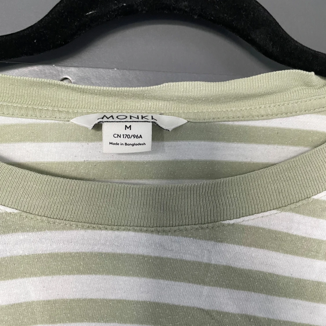 Randig långärmad tröja från Monki - 1