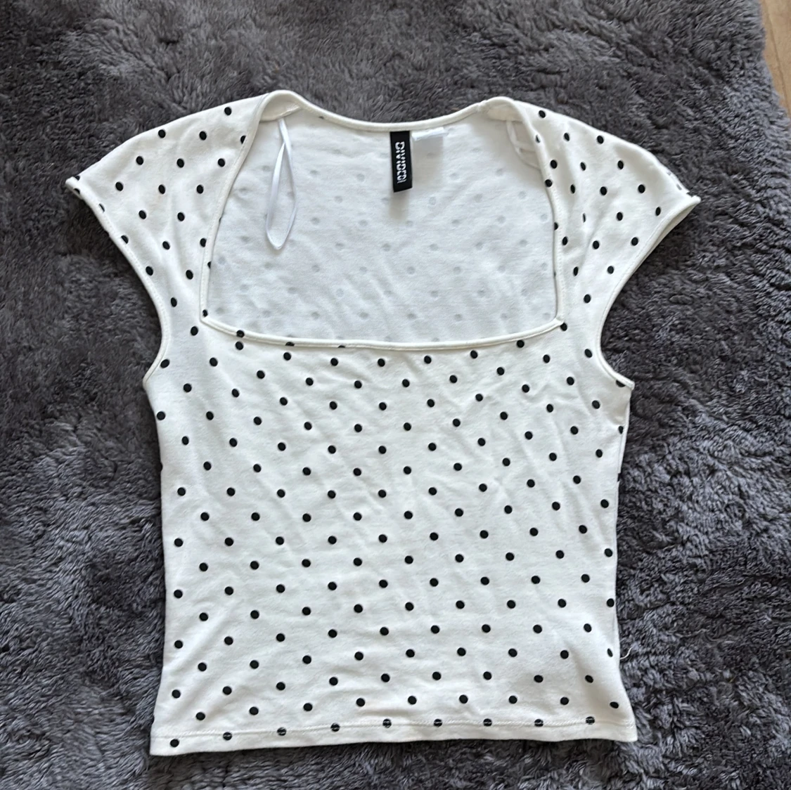 Vit prickig topp - 3