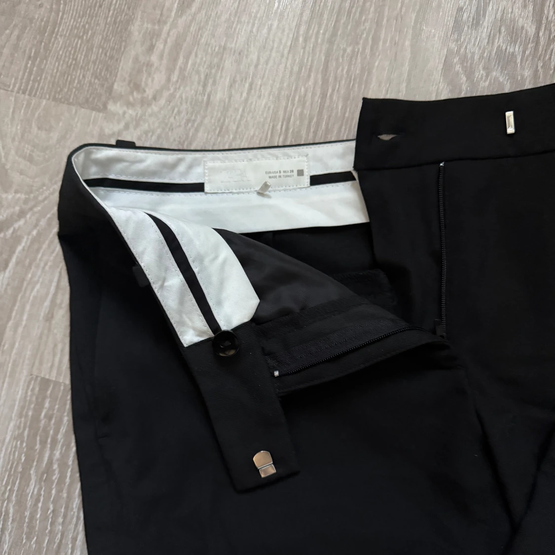 Svarta kostymbyxor  - 3