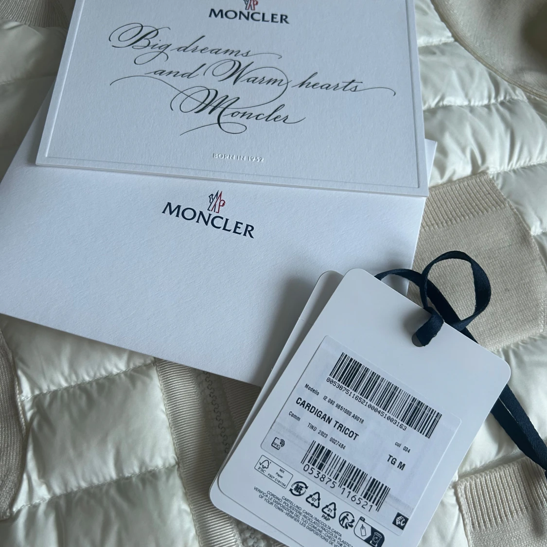 Beige cardigan jacka från Moncler - 2