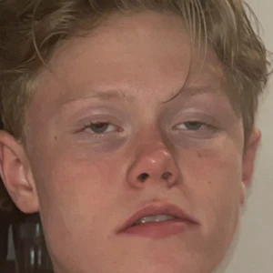 Bonde bortskänkes  - Bonde på 15 år, efterbliven.