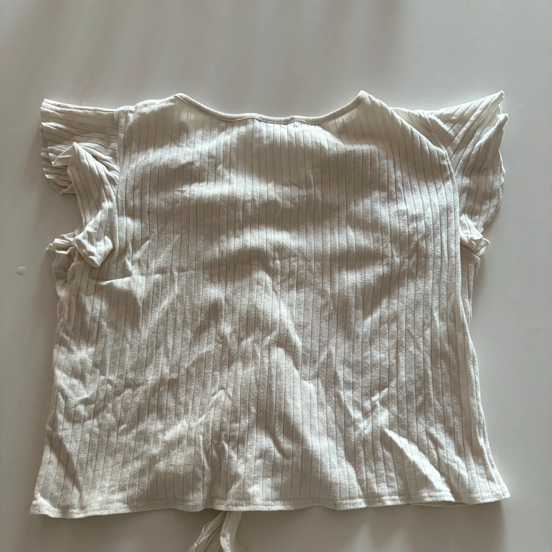 Vit ribbad blus från SHEIN - 1