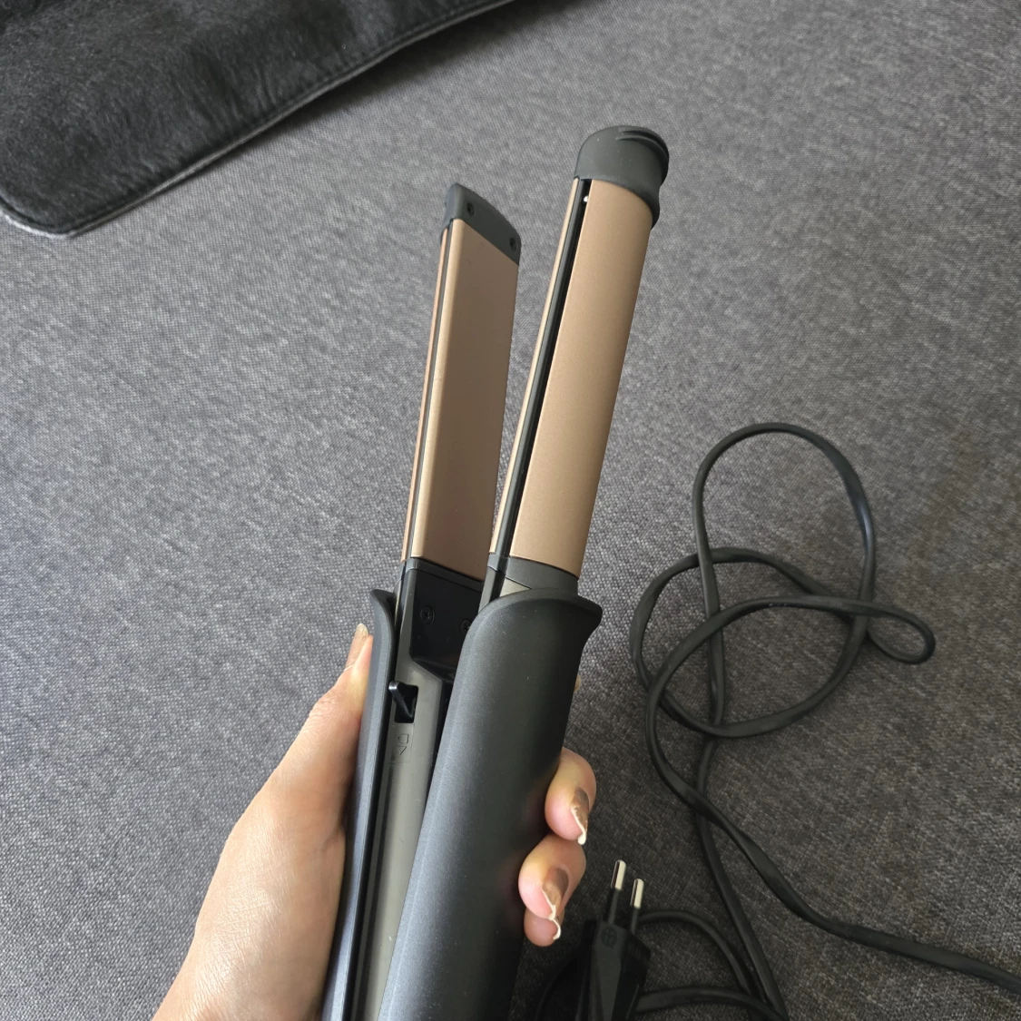 Svart och guld plattång - 3