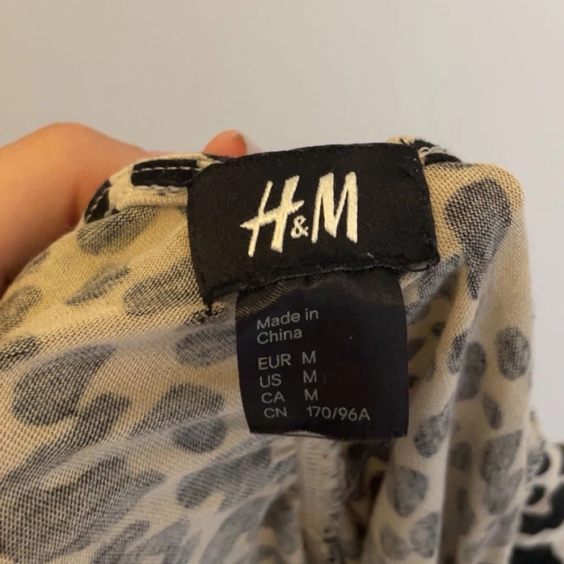 Leopardmönstrad kort klänning - 4