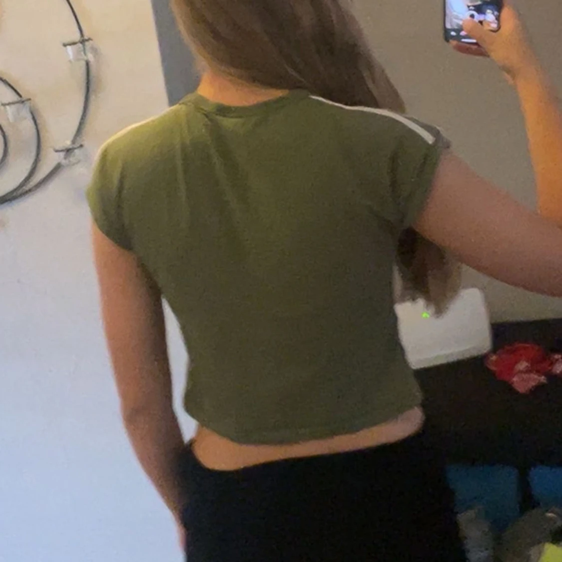 Grön croppad topp  - 1