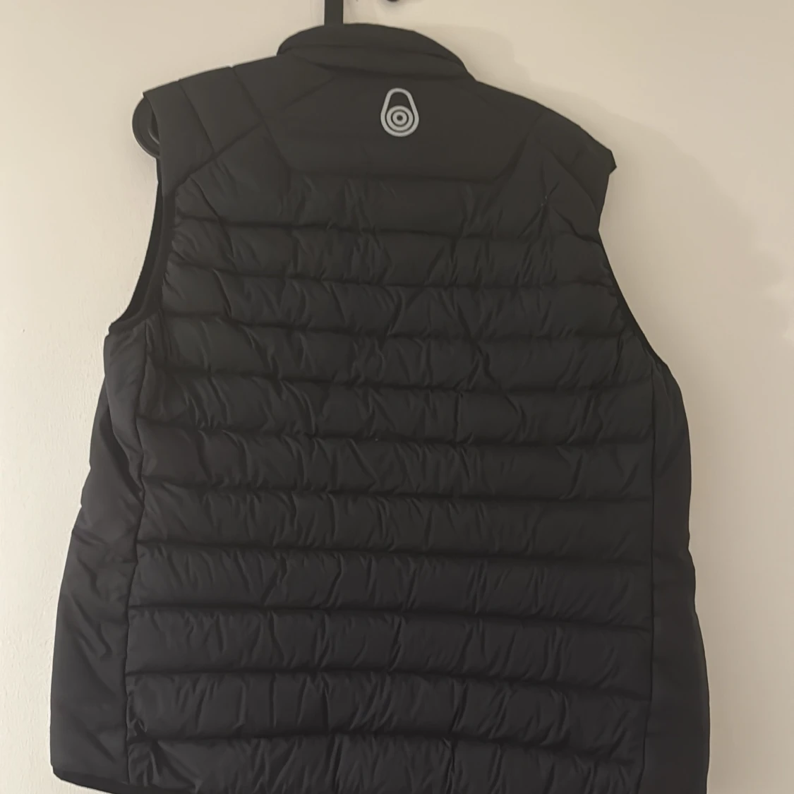 Svart dunväst från Sail Racing - 1