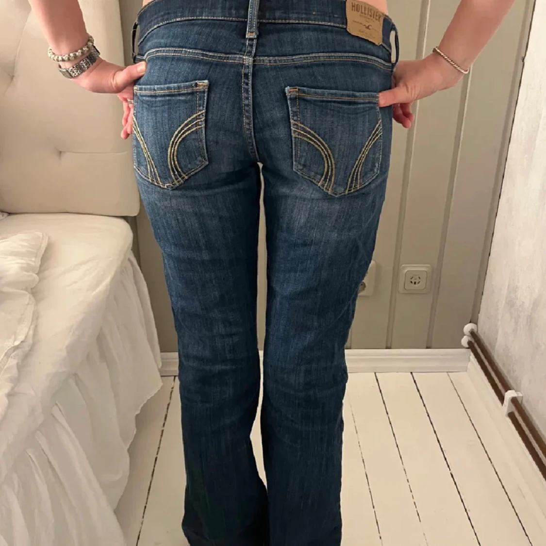 Low waist bootcut jeans - 1