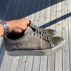 Beige Lanvin skor - Beige Lanvin skor | Uk 6 motsvara 40 passar 41 | Okej skick 7/10 | Begränsat antal dustbags | Hör av dig vid frågor!