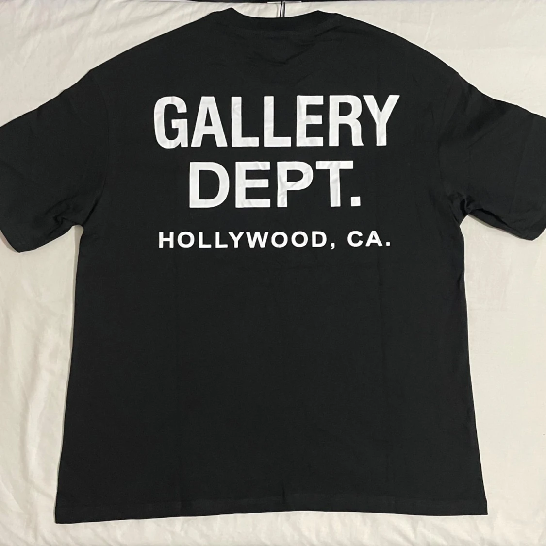 Svart t-shirt Gallery Dept - 1