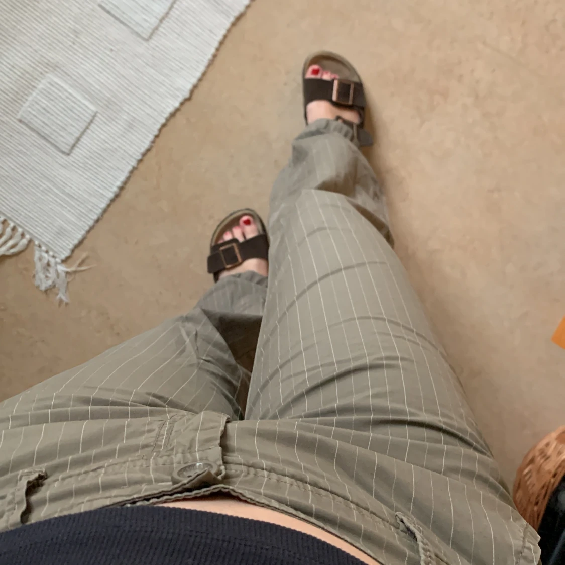 Lågmidjade tygbyxor