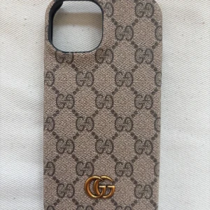 iPhone 15 skal  - Begie mobil skal för iPhone 15 aldrig användt 