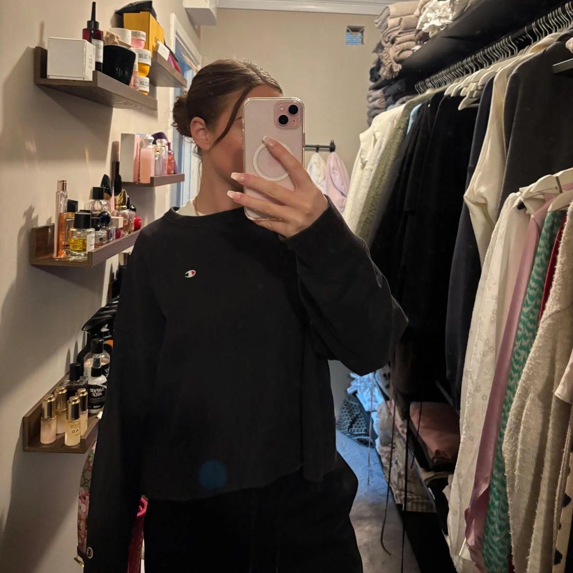 Svart oversized sweatshirt från Champion - 1