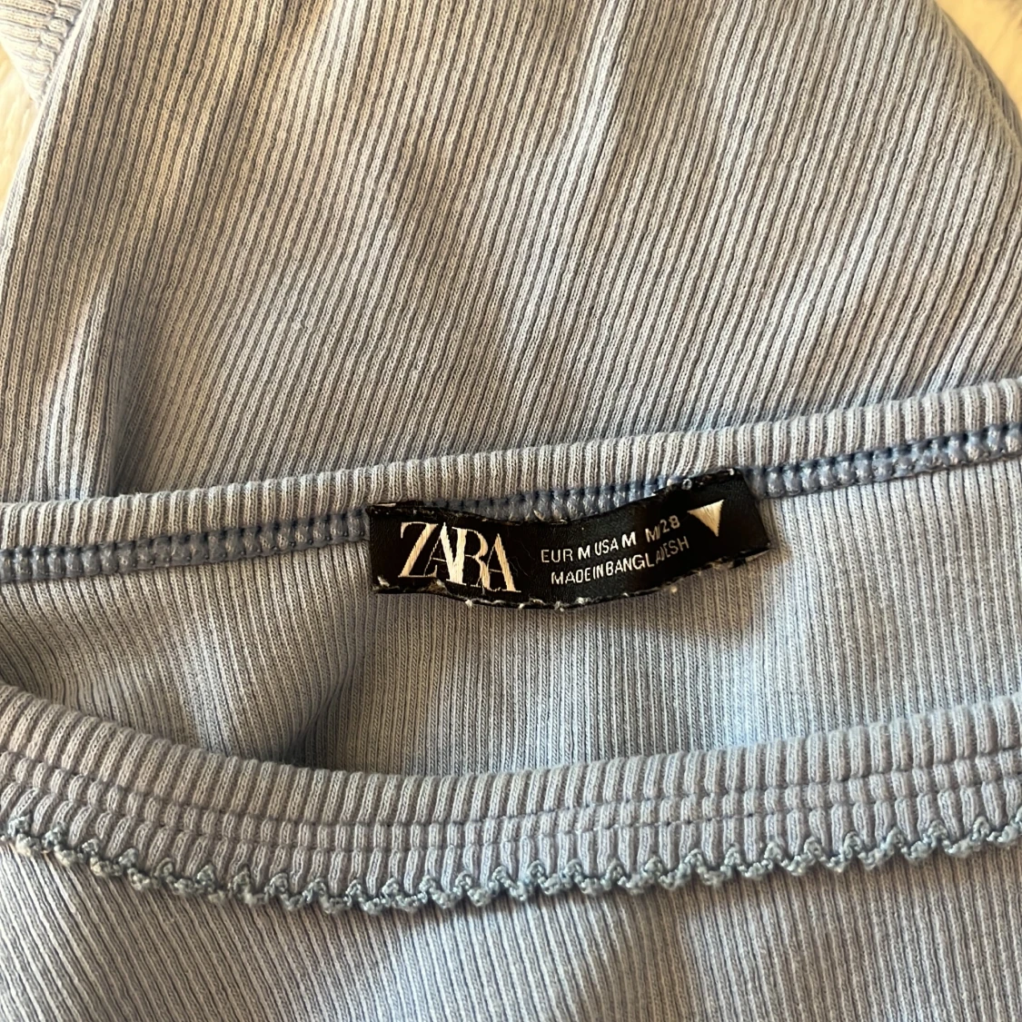 Ljusblå topp från Zara - 3