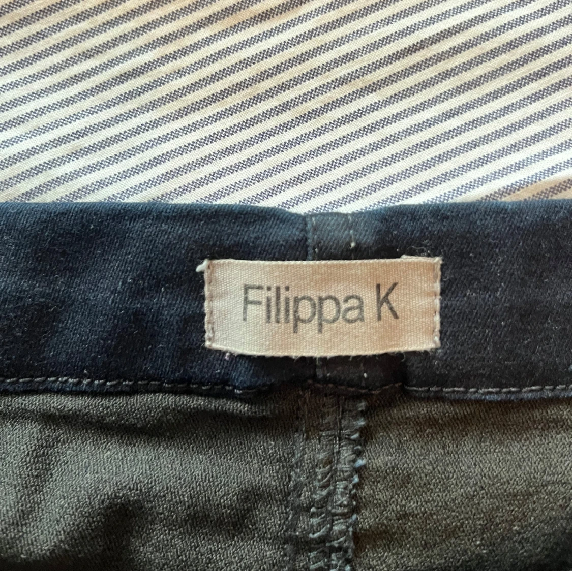 Svart kjol från Filippa K - 2
