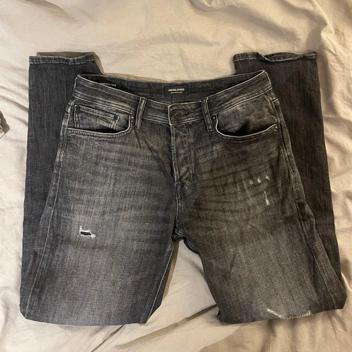 Grå jeans från Jack & Jones