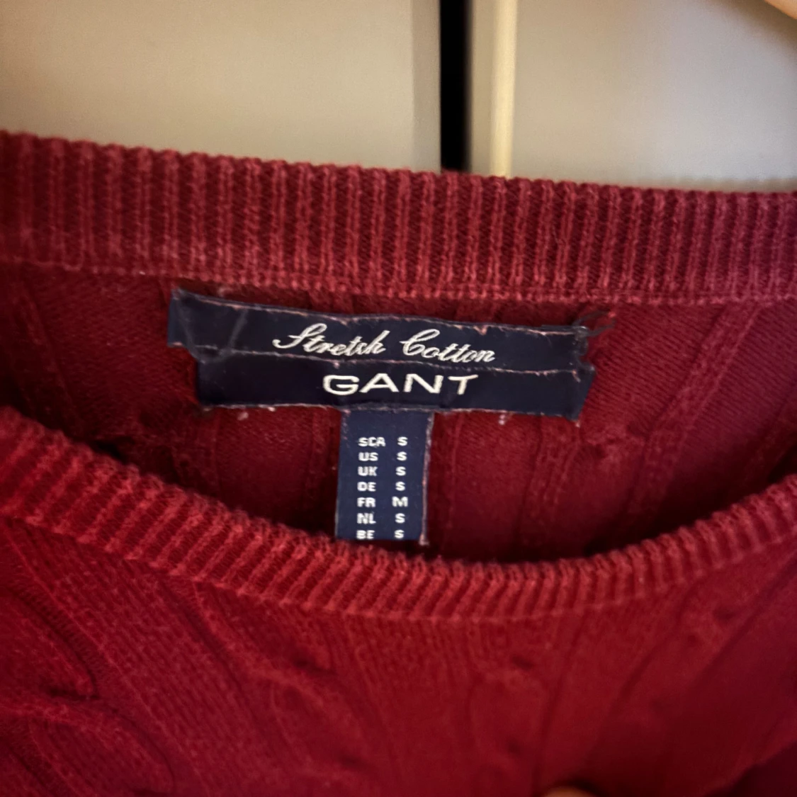 GANT kabelstickad tröja rosa & vinröd - 2