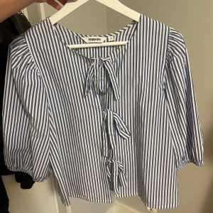 Blus - Har använt en gång endast 💕 superfin!