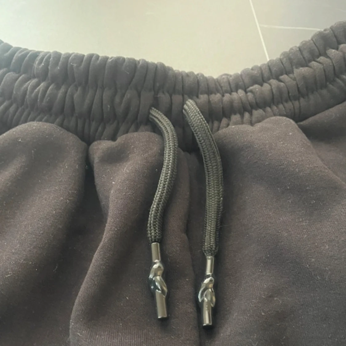 Svarta mjukisbyxor  - 1