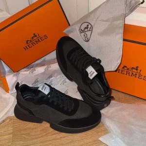 Skor - Skriv dm för info/intresse