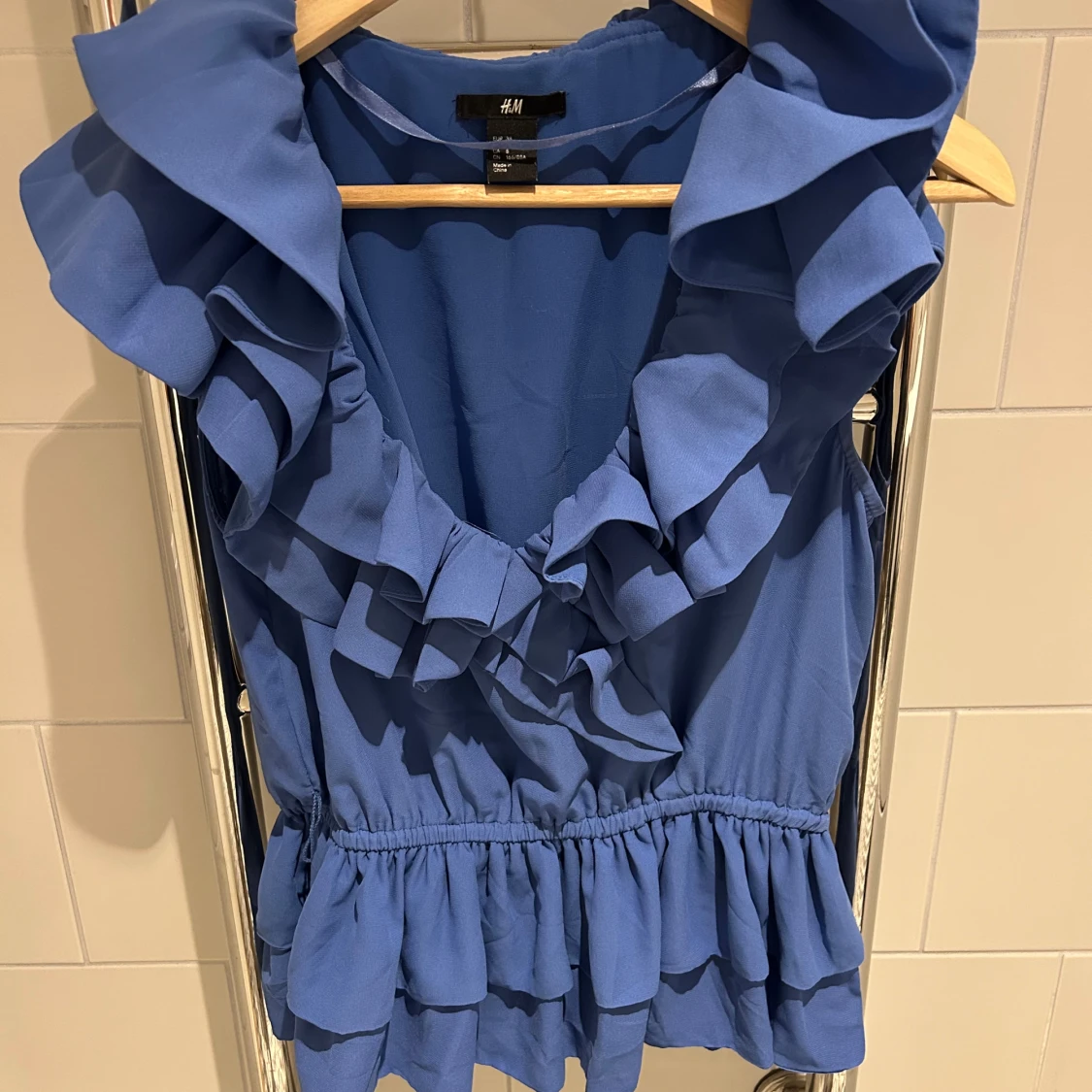 Blå volangtopp från H&M - 2