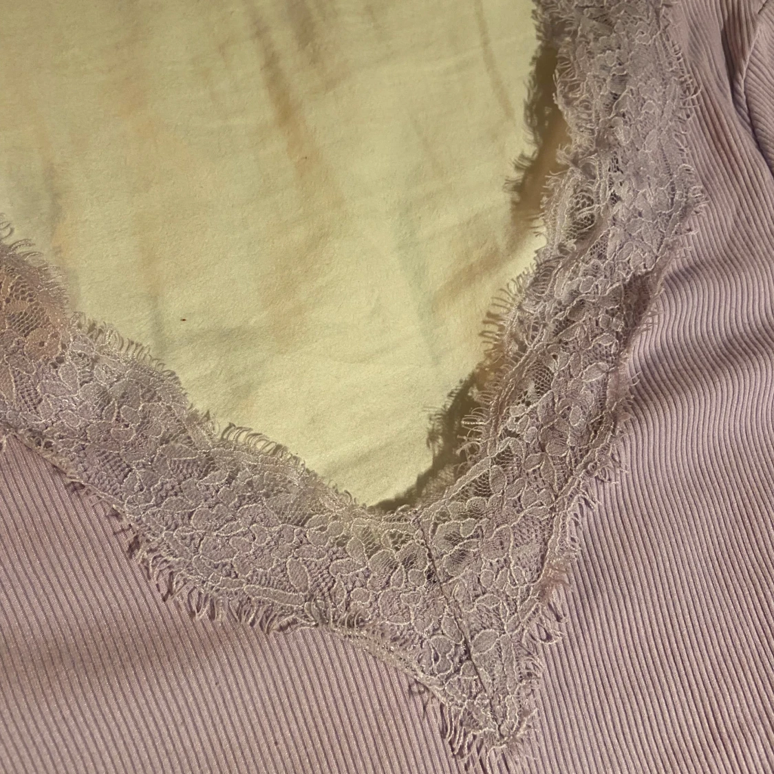 Lila spets tröja - 2