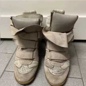 Isabel marant skor ❤️ - Jättefina som jag köpte på Plick för 2 år sedan ❤️storlek 40 säljer endast för bra pris ❤️
