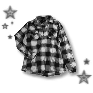 Svartvit skjorta  - I storlek M, använd ett fåtal gånger, bra kvalitet 👍