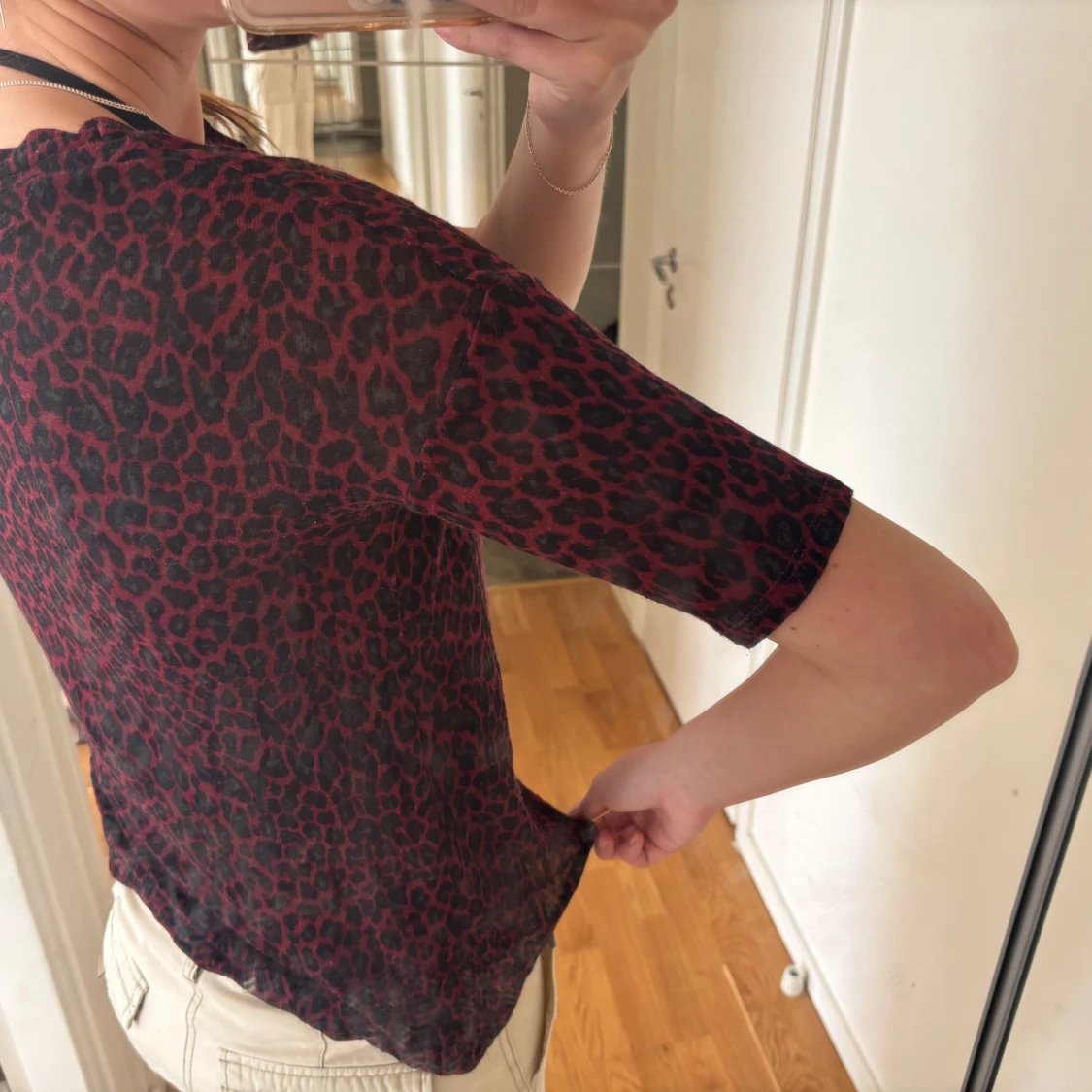 Röd leopardmönstrad topp - 1