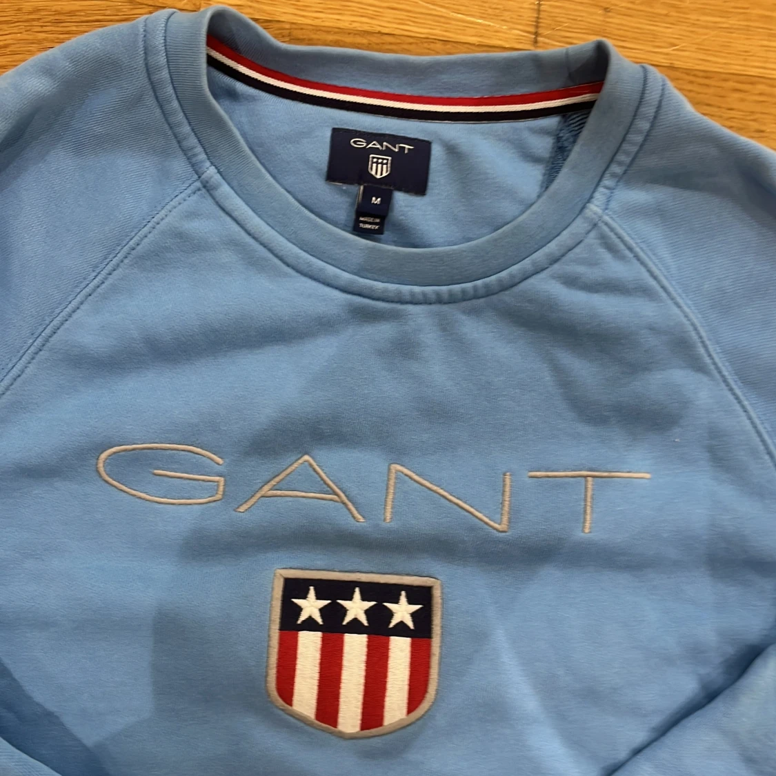 Blå sweatshirt från GANT - 2