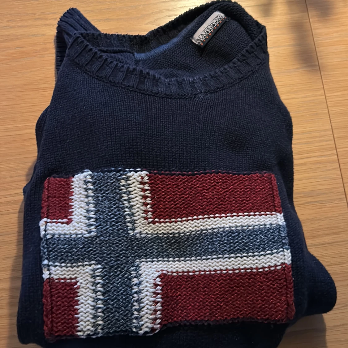 Mörkblå stickad tröja från Napapijri - 1