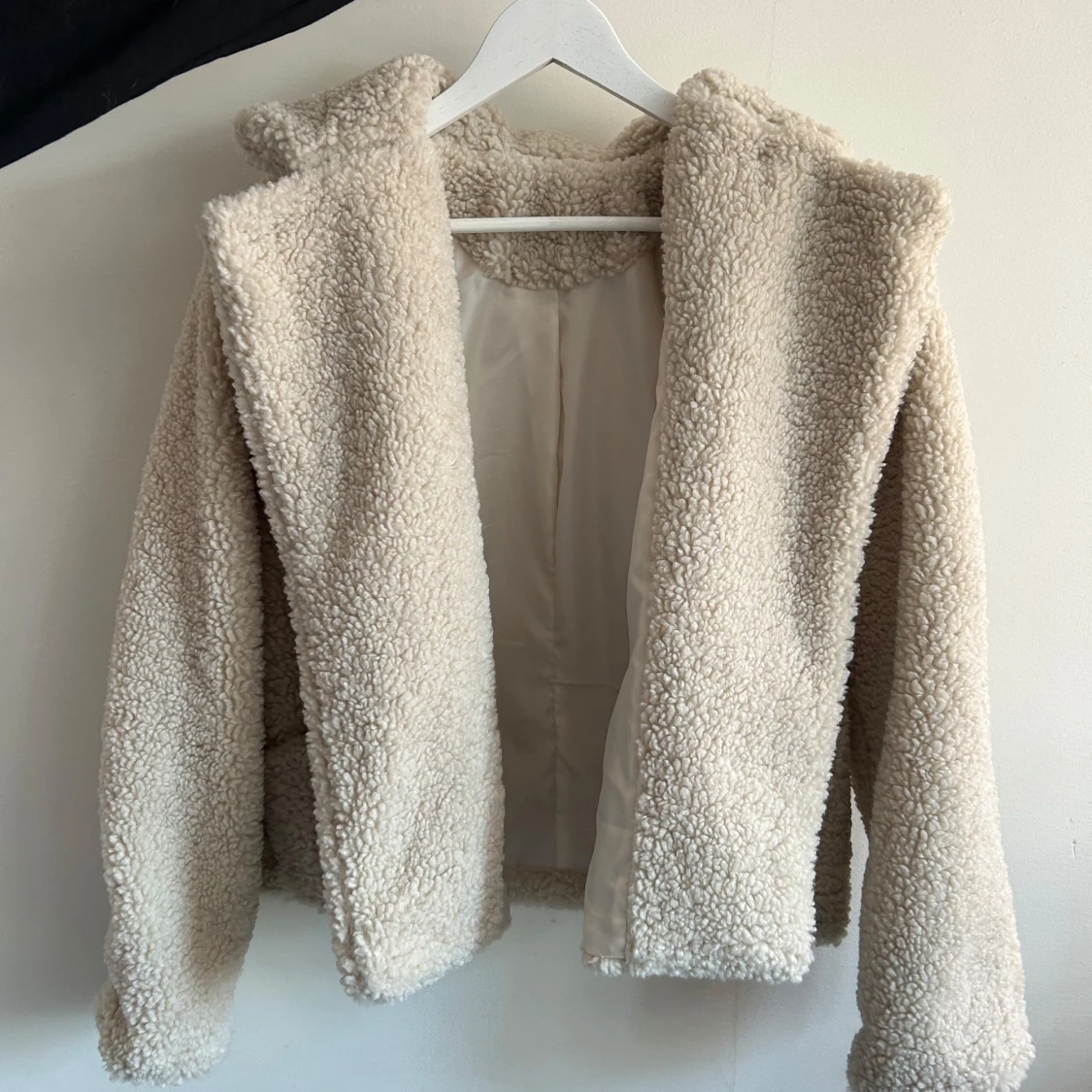 Beige teddyjacka - 1