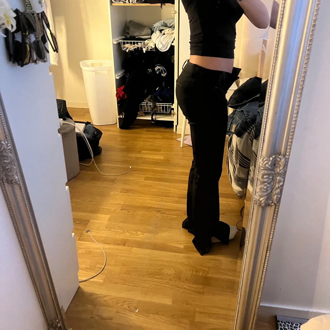 Svarta kostymbyxor - 1