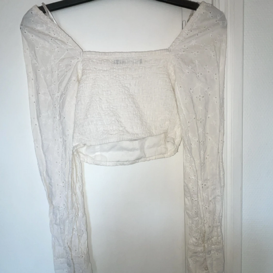 Vit blus från Bik Bok - 4