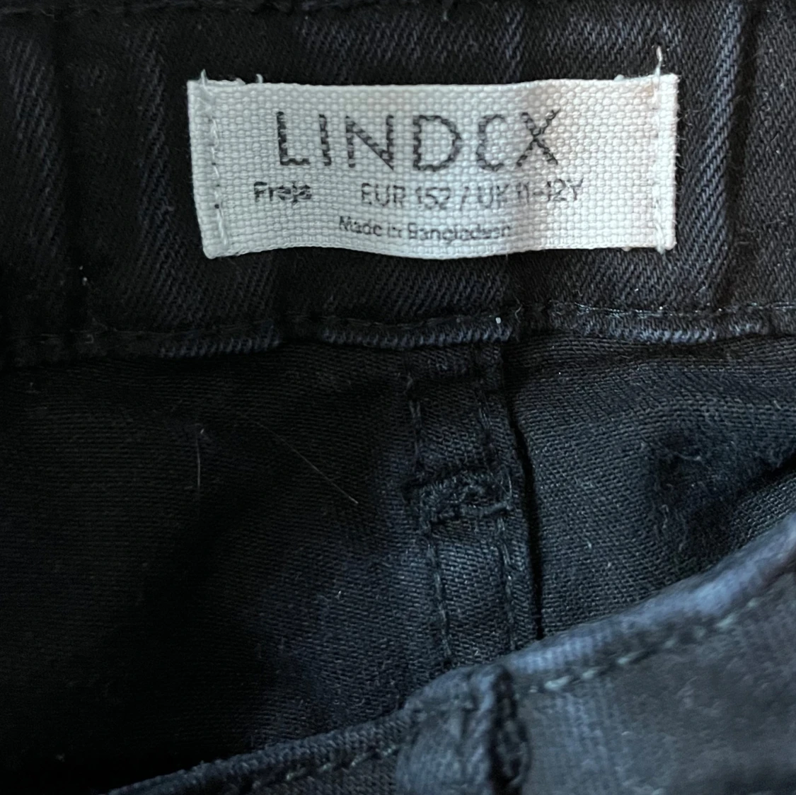 Svarta bootcut jeans från Lindex - 3