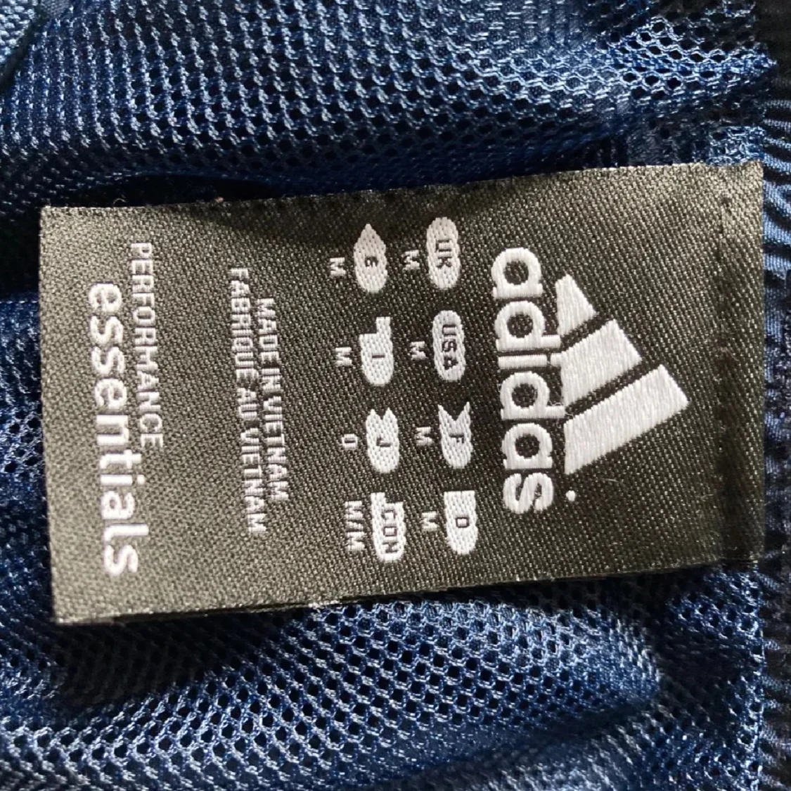 Adidas jacka och byxa  - 1