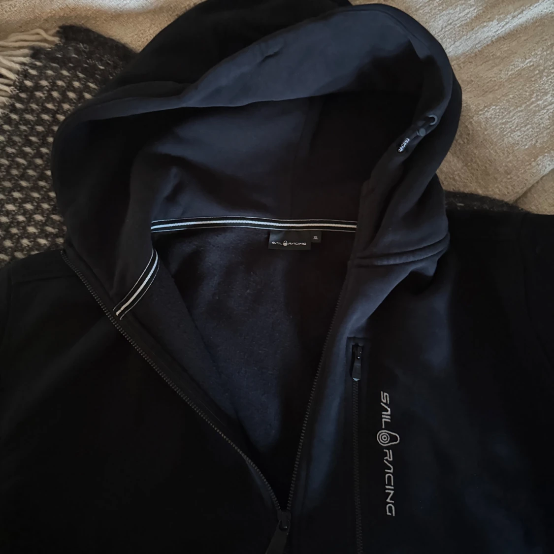 Svart vindjacka från Sail Racing XL - 1