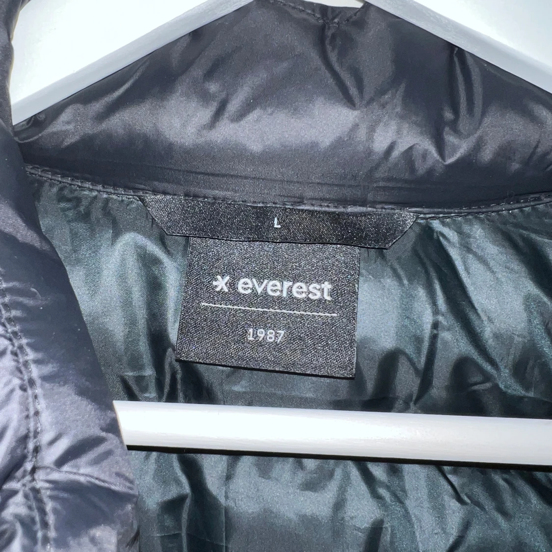 Svart dunväst från Everest - 1