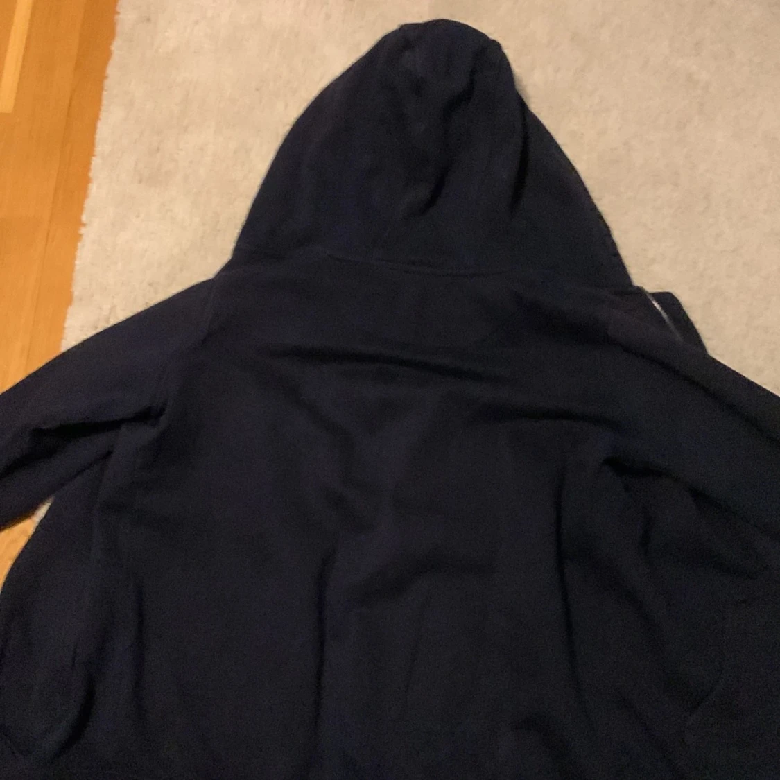 Mörkblå hoodie från Lyle & Scott - 93