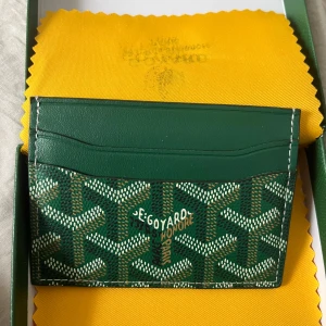 Goyardplånbok sista kvar grön - Helt ny allt og följer med 