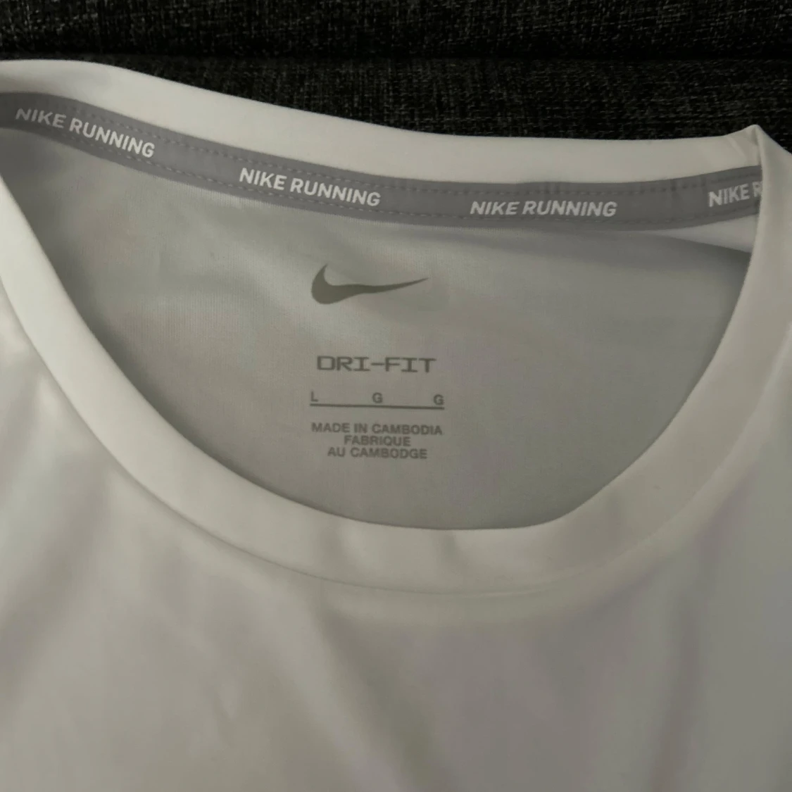 Vit Nike Dri-Fit t-shirt - 2