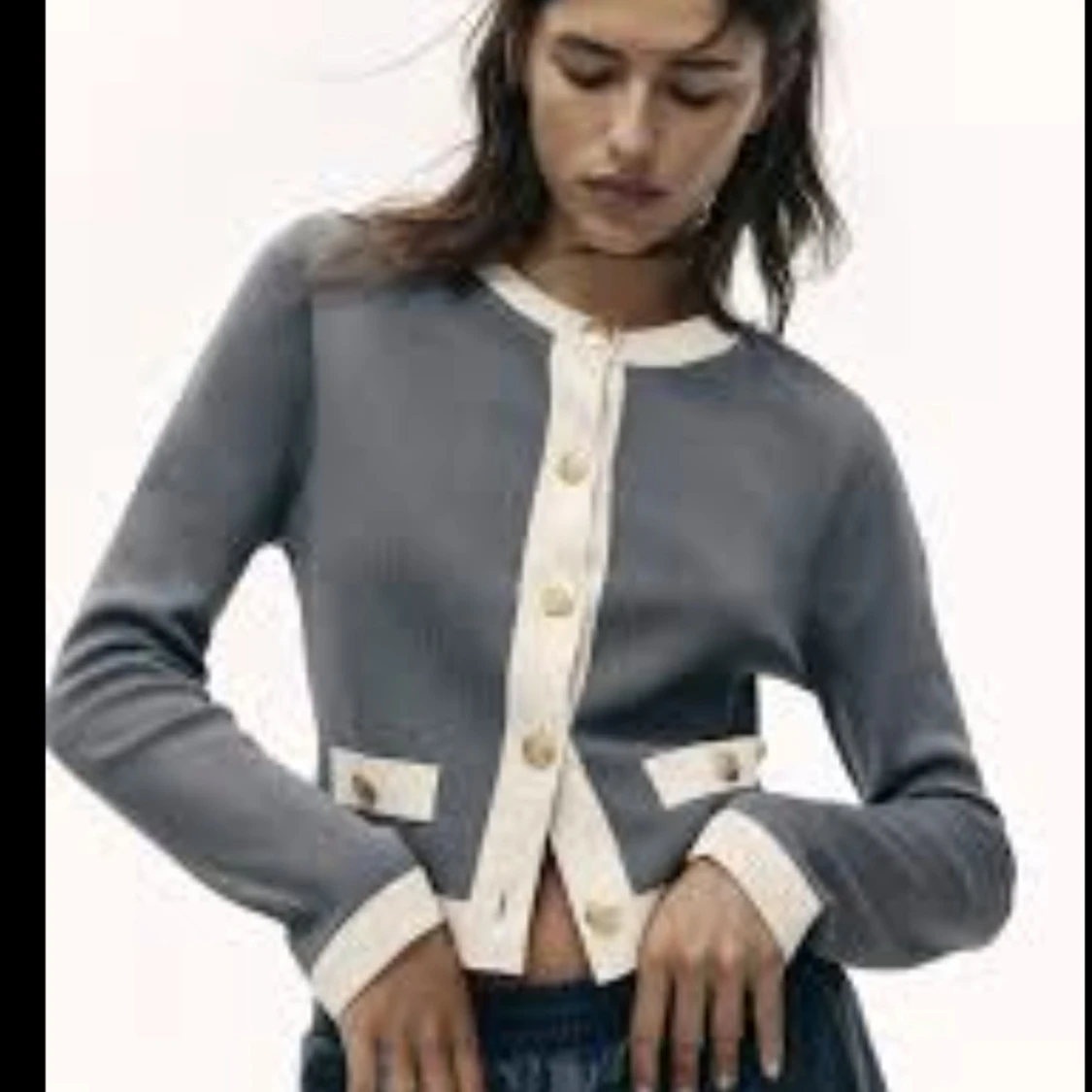 Grå finstickad kofta  - 1