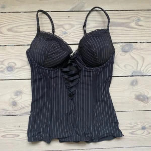 Corset top  - Strl 80b, passar xs-m💕