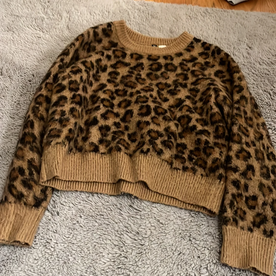 Leopardmönstrad stickad tröja H&M - 2