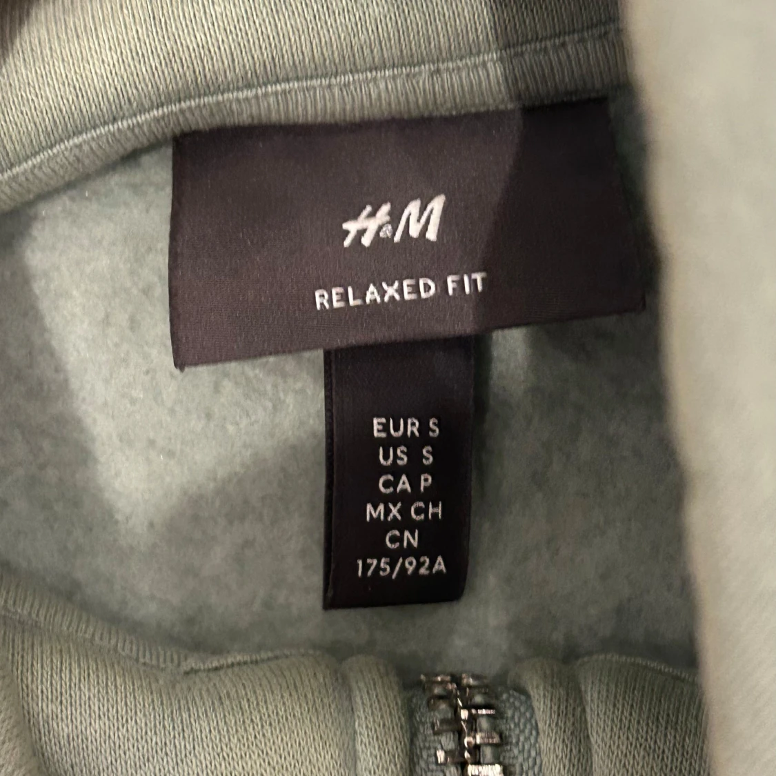 Grön half zip sweatshirt från H&M - 1