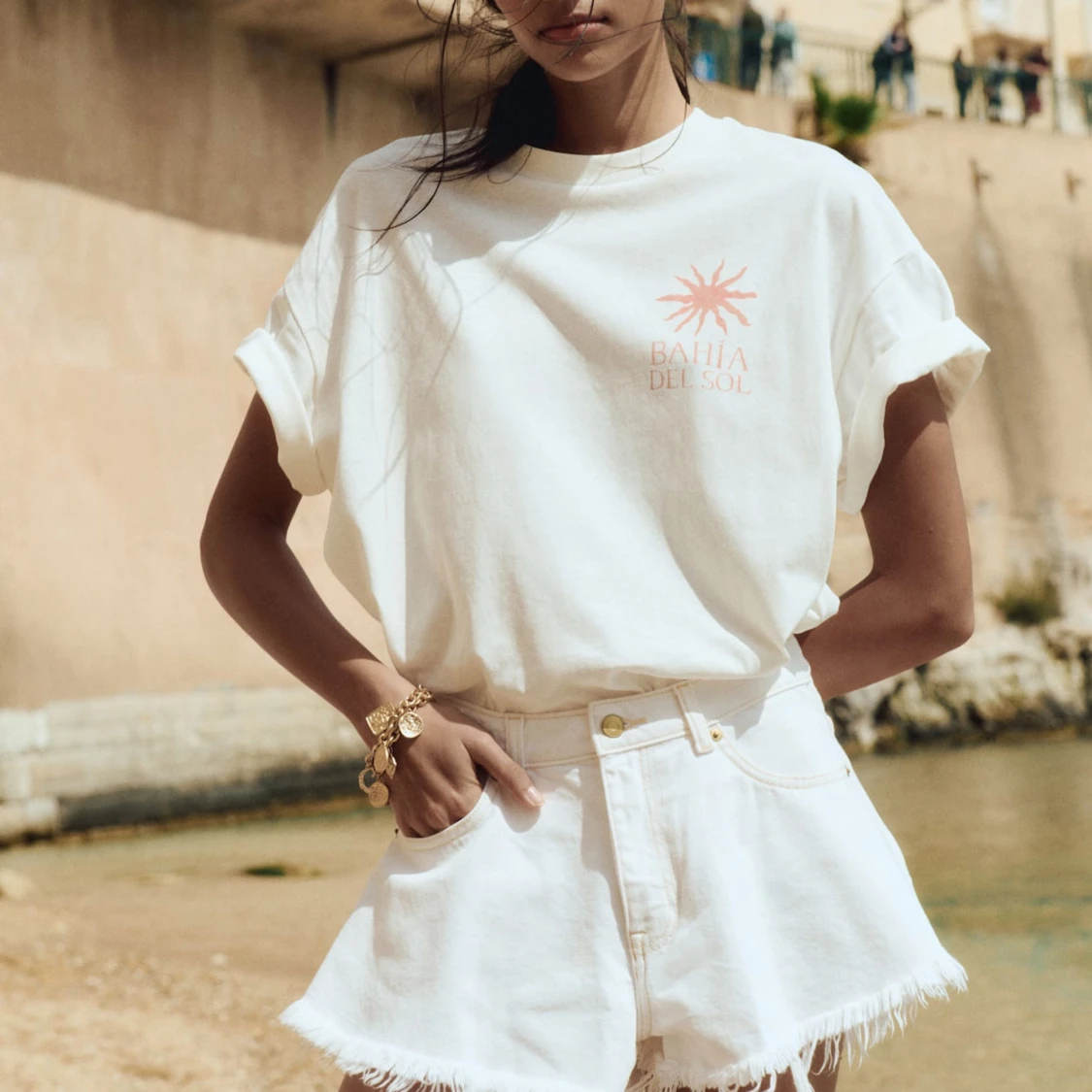 Vita jeansshorts med fransad kant H&M