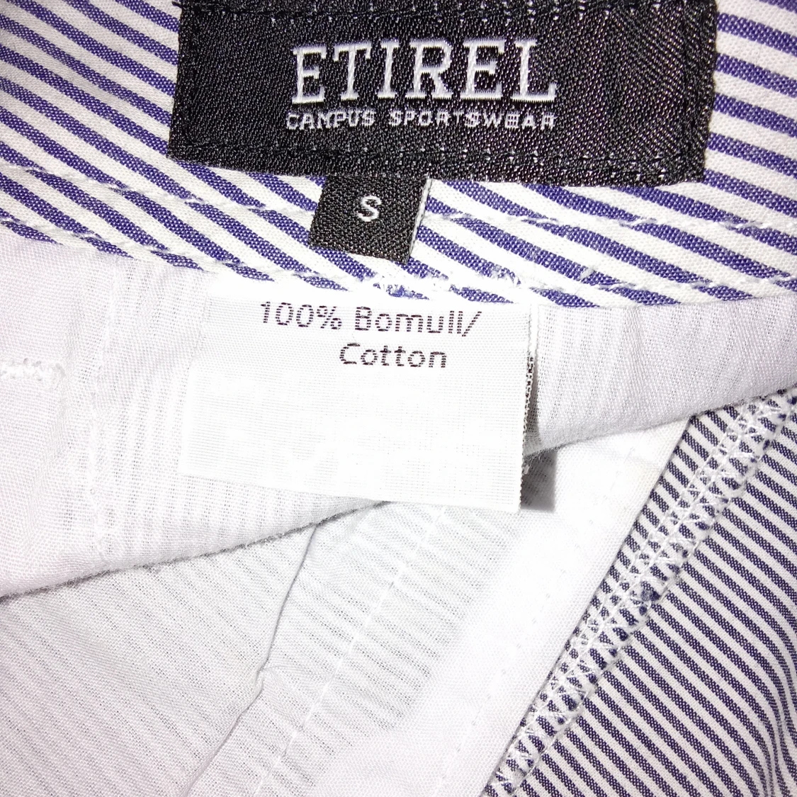 Randiga cargoshorts från Etirel - 2