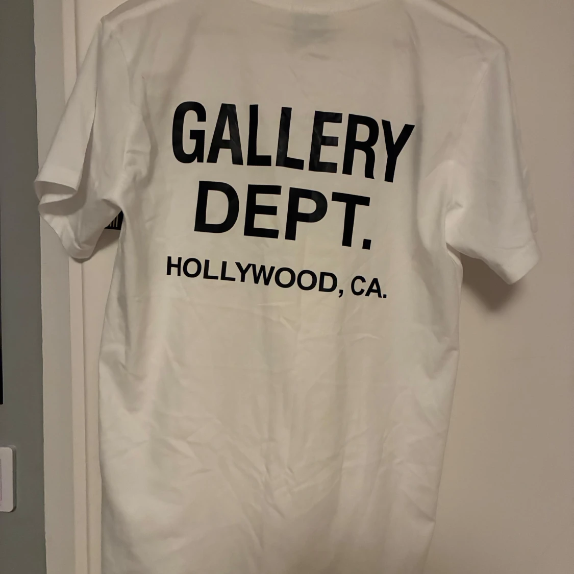 Vit t-shirt från Gallery Dept. S/M  - 1