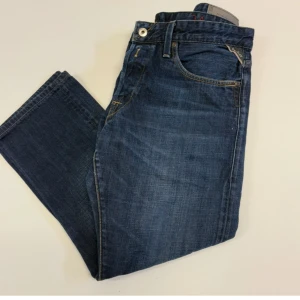 Replay jeans blå denim  - Ett par Replay denim jeans i ganska bra kvalitet. Storlek W34 L32. Skriv för fler bilder 