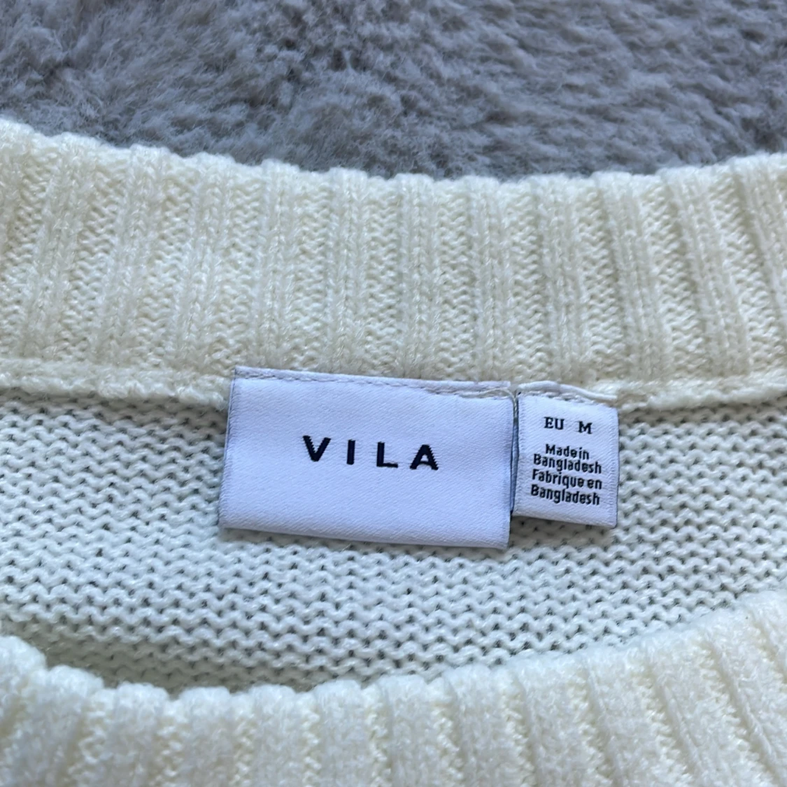 Vit stickad tröja från Vila - 3